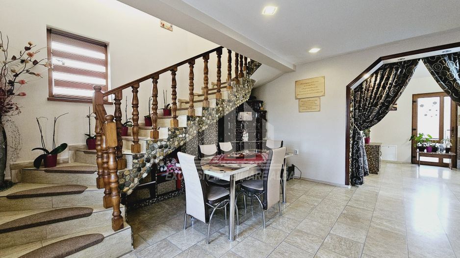 Casa individuala de vanzare, Recea - Poză 1