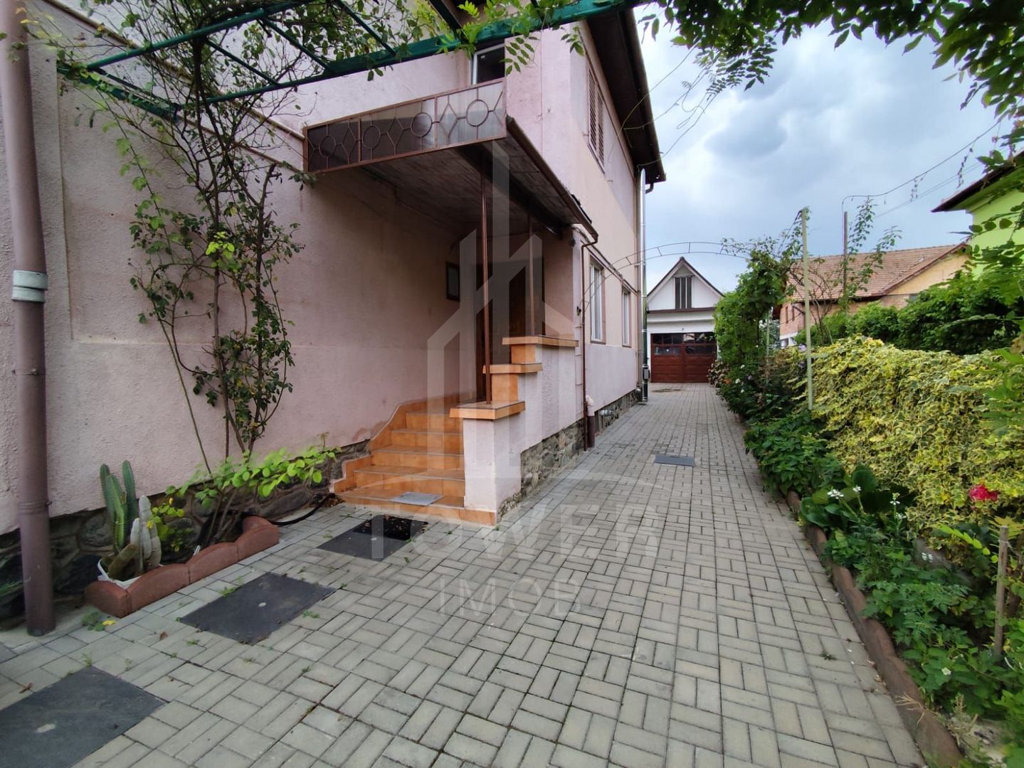 Casă individuală tip duplex de vânzare | Zona Centrala - Poză 8
