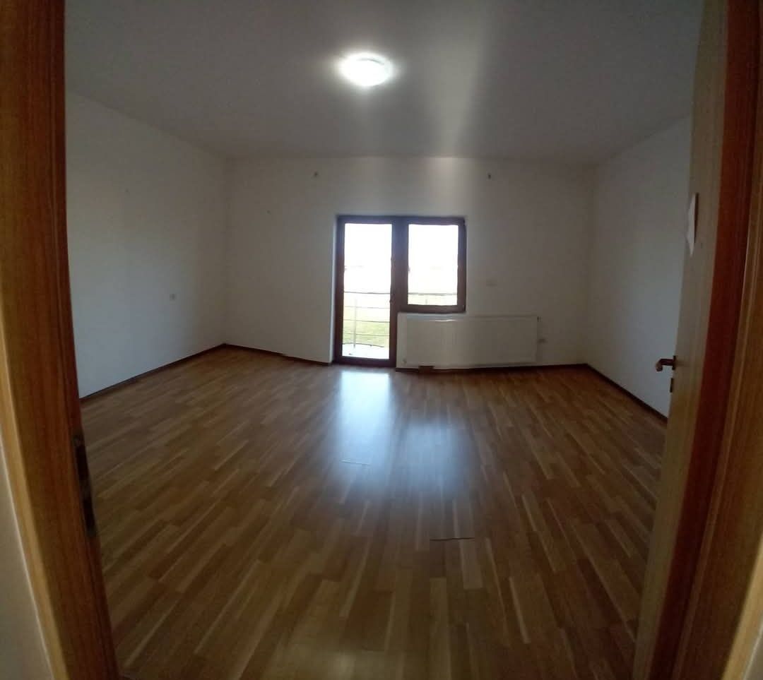 Duplex cu 400 mp curte - Dumbravita - Poză 2