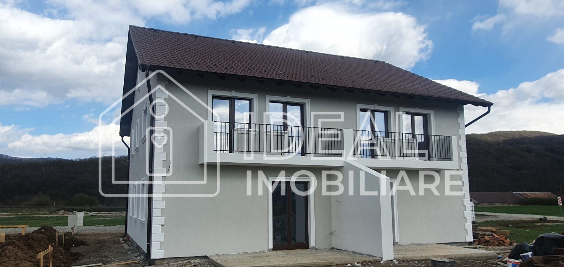 Casa Tip Duplex cu 4 camere, in Talmaciu - Poză 1
