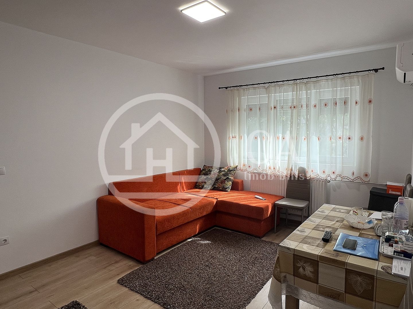 Apartament cu 2 camere de vanzare in Rogerius Oradea - Poză 1