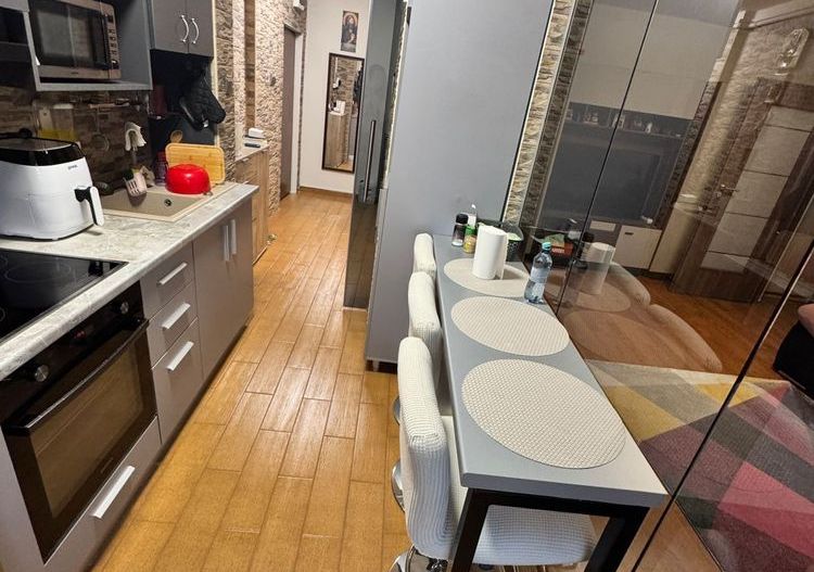 Ap mobilat 50m metrou grivita - parcare libera - Poză 3