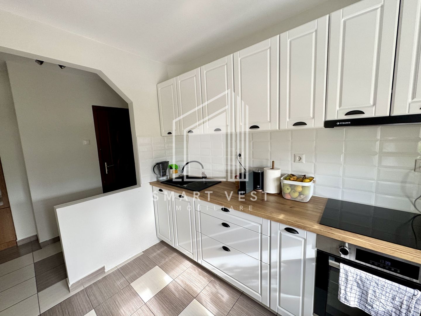 Apartament 3 camere de vânzare | Etaj 1 cu lift | Zona Careiului - Poză 10