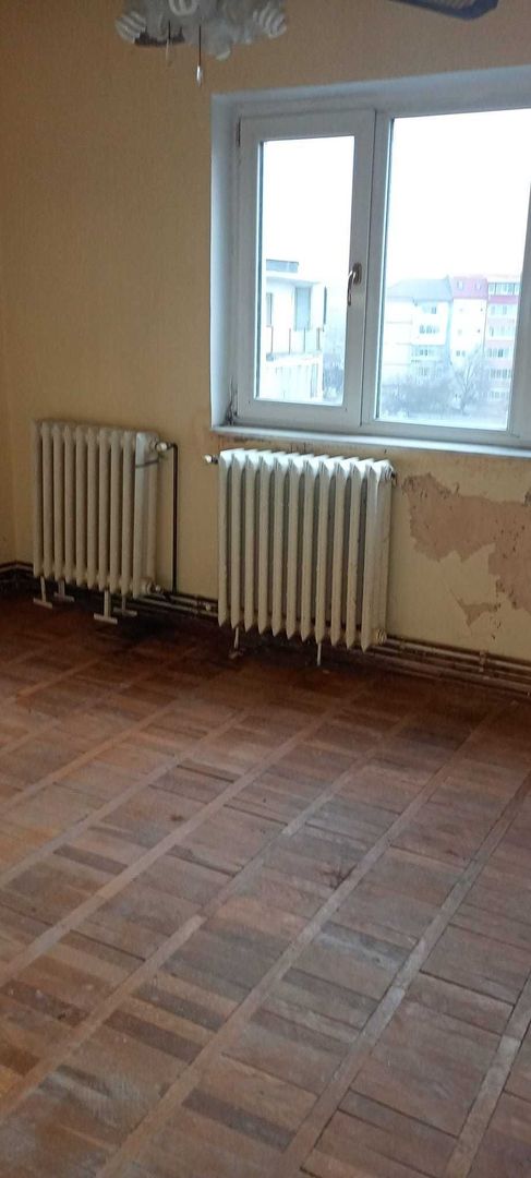 Apartament 2 camere zona Sagului cu centrala - Poză 4