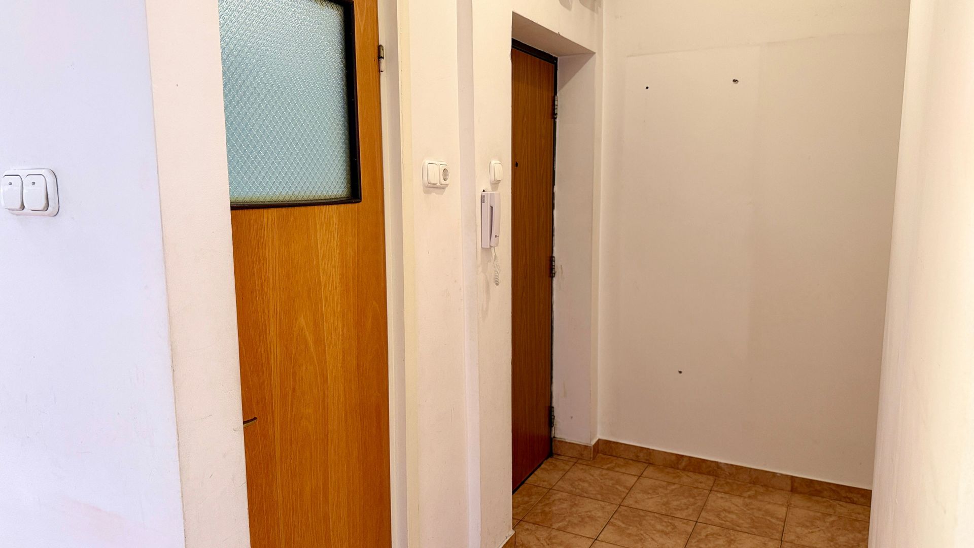 Apartament 4 camere Victoriei, Casa Vernescu, garaj, centrala, comision 0 ! - Poză 6