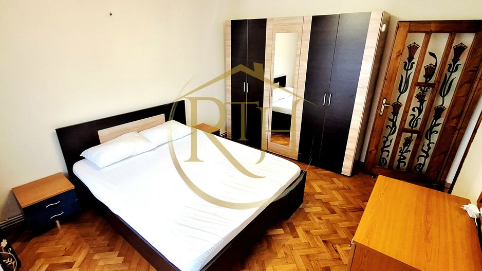 Oferim spre inchiriere,apartament spatios,3 camere,aproape de Spitalul Judetean - Poză 3