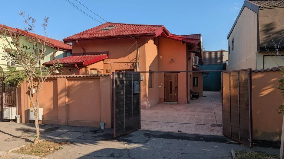 Parc Bazilescu - Str. Nuvelei 95, Casa P+M, 173 mp utili, teren 288 mp - Poză 1