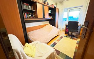 Apartament 3 camere Complexul Studentesc - Poză 2