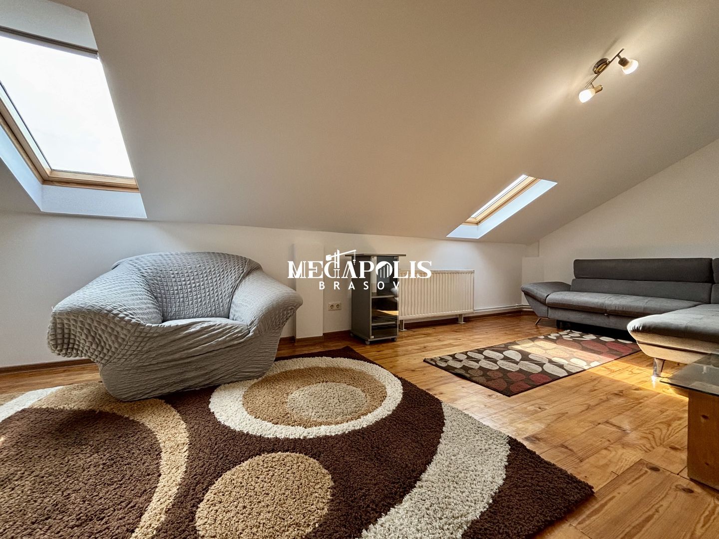 Apartament 2 camere | Etaj Intermediar | Priveliște Către Munte | Noua - Poză 4