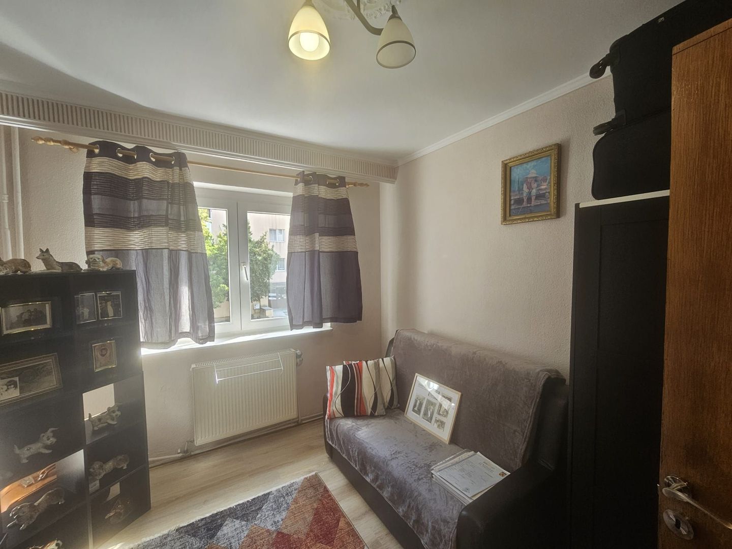 Apartament 4 camere, etaj 1 – Exercițiu, lângă Poștă - Poză 17