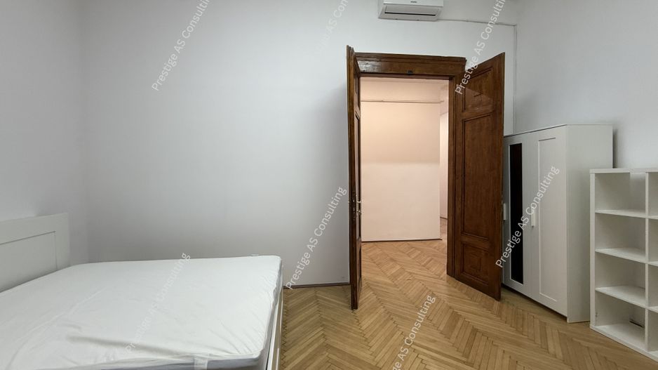 Apartament 4 Camere 150 mp | Balcon cu vedere directa spre Piata Victoriei - Poză 12