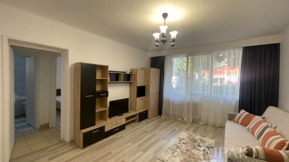 Apartament cu 2 camere, zona linistita. - Poză 1