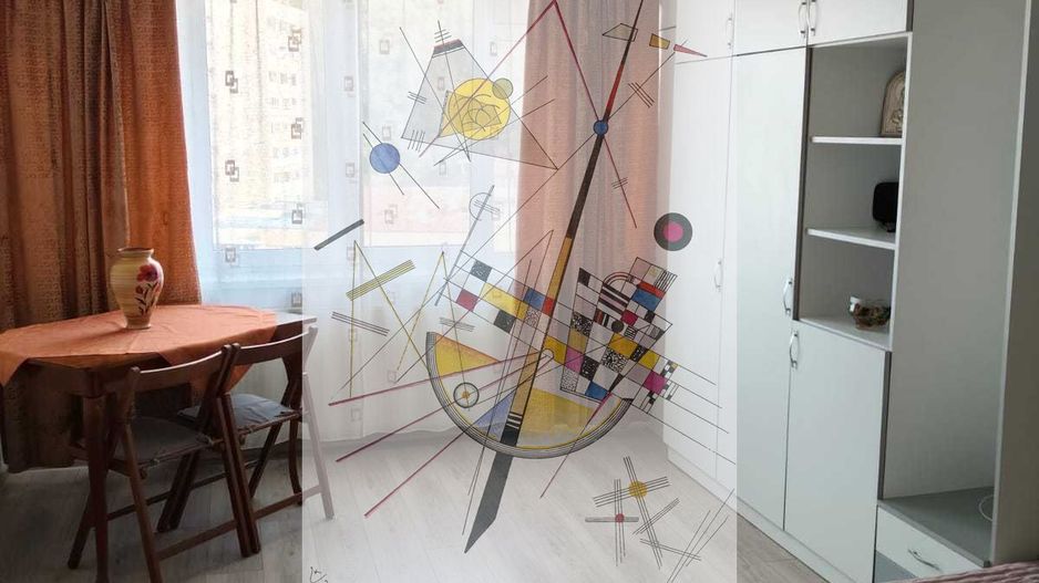 Inchiriez garsoniera zonă centrală Piatra Neamț - Poză 1