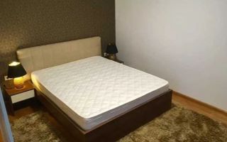 Închiriez apartament 2 camere, Decebal, centrală proprie - Poză 3