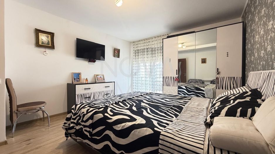 Casa tip duplex - mobilata si utilata - Poză 14
