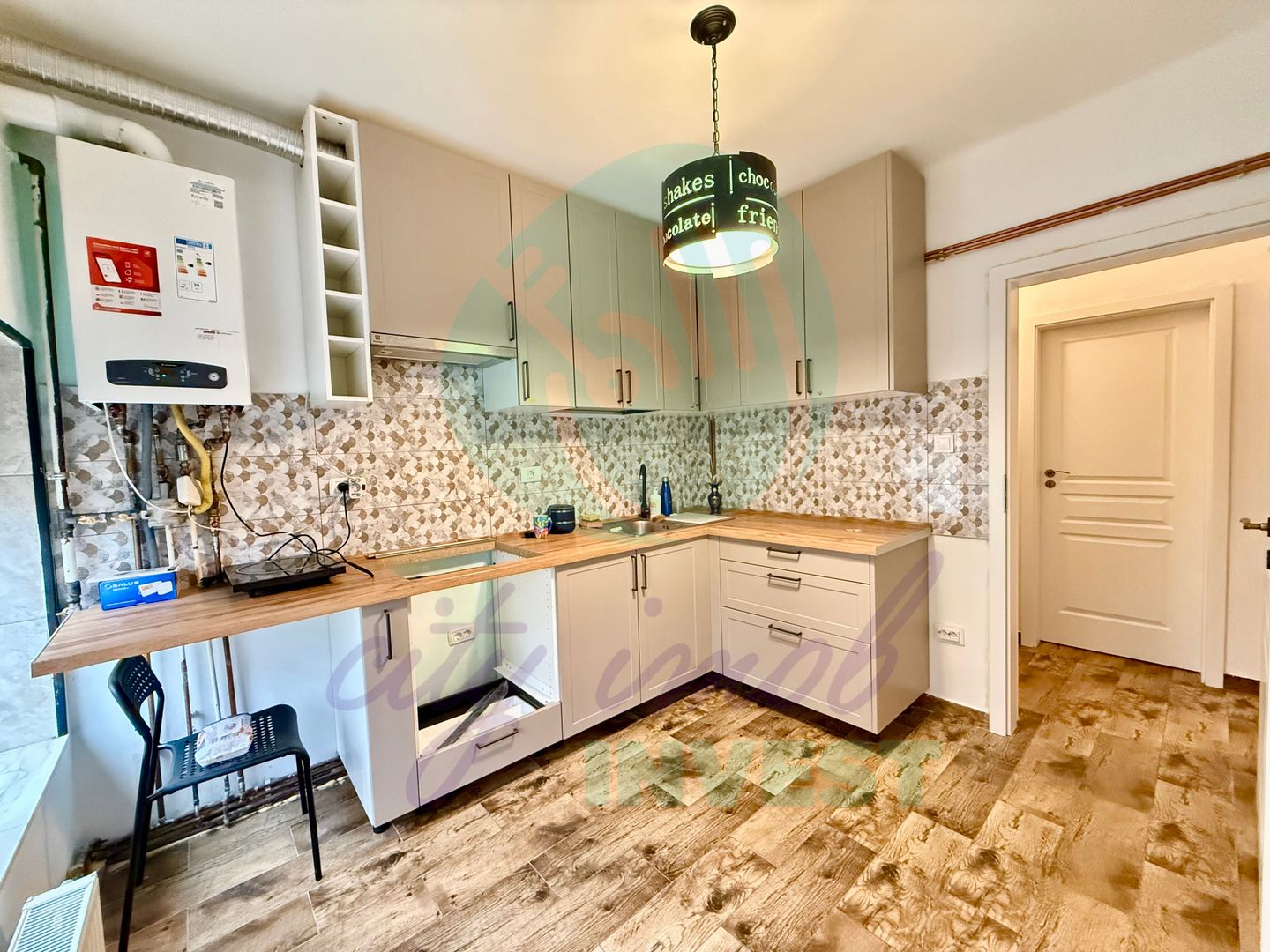 Apartament cozy într-un imobil boutique din 1936 cu Parcare - Poză 6