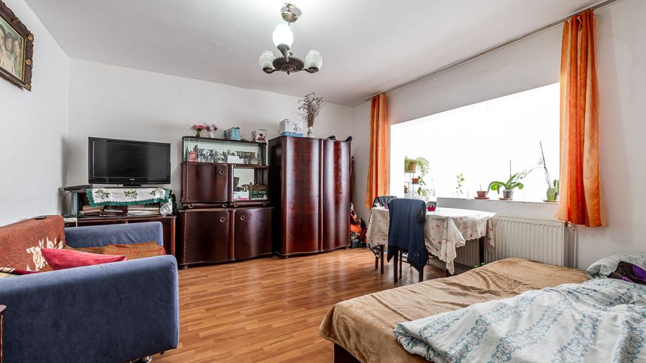 Apartament cu 3 camere decomandat la parter in Confectii Comision 0% - Poză 3