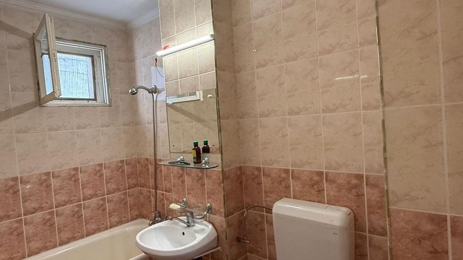 BRASADAS vinde ap 2 cam, balcon, Micro 16 Satu Mare. - Poză 12