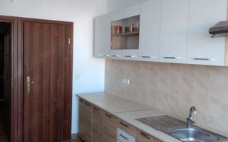 Apartament de vânzare - Poză 2