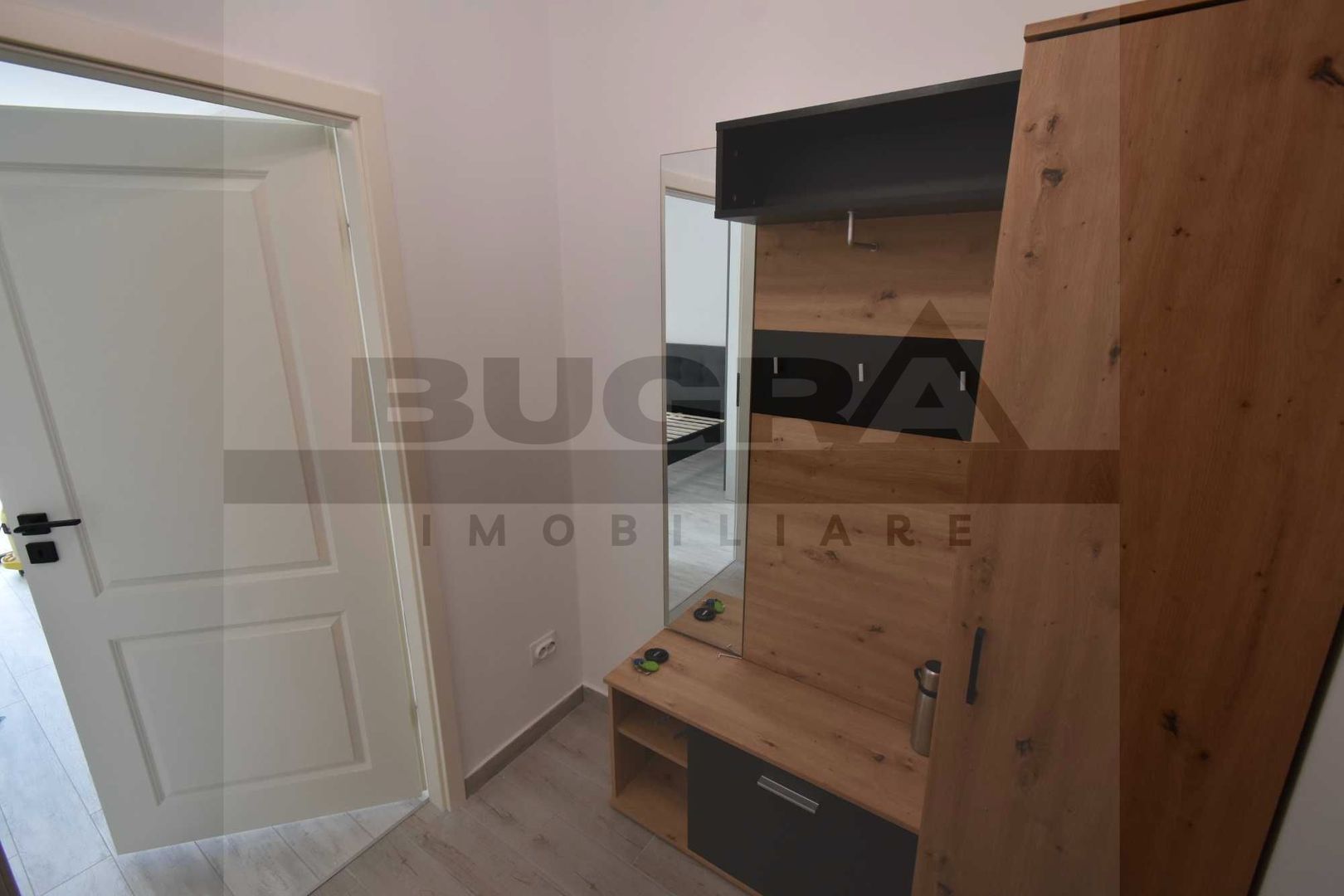 Garsoniera ultrafinisata, 32 mp etaj intermediar, zona Parang - Poză 7