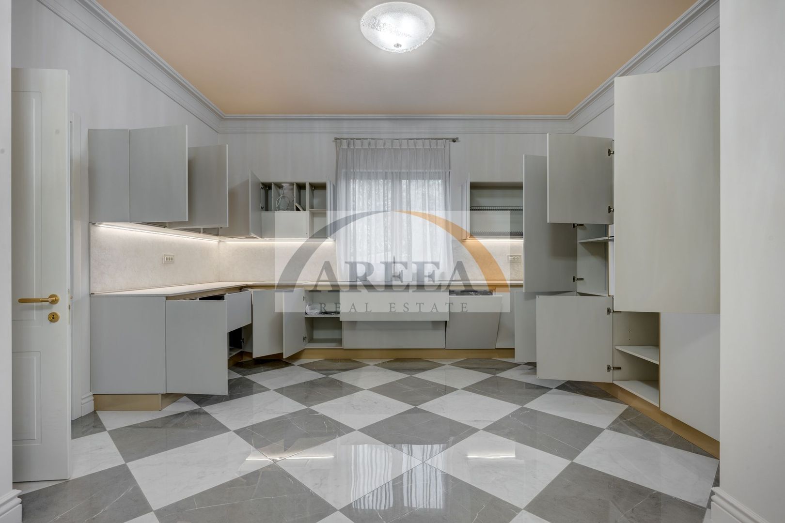 Oportunitate Unică Bijuterie Arhitecturală la 2 Minute de Jolie Ville - Poză 35