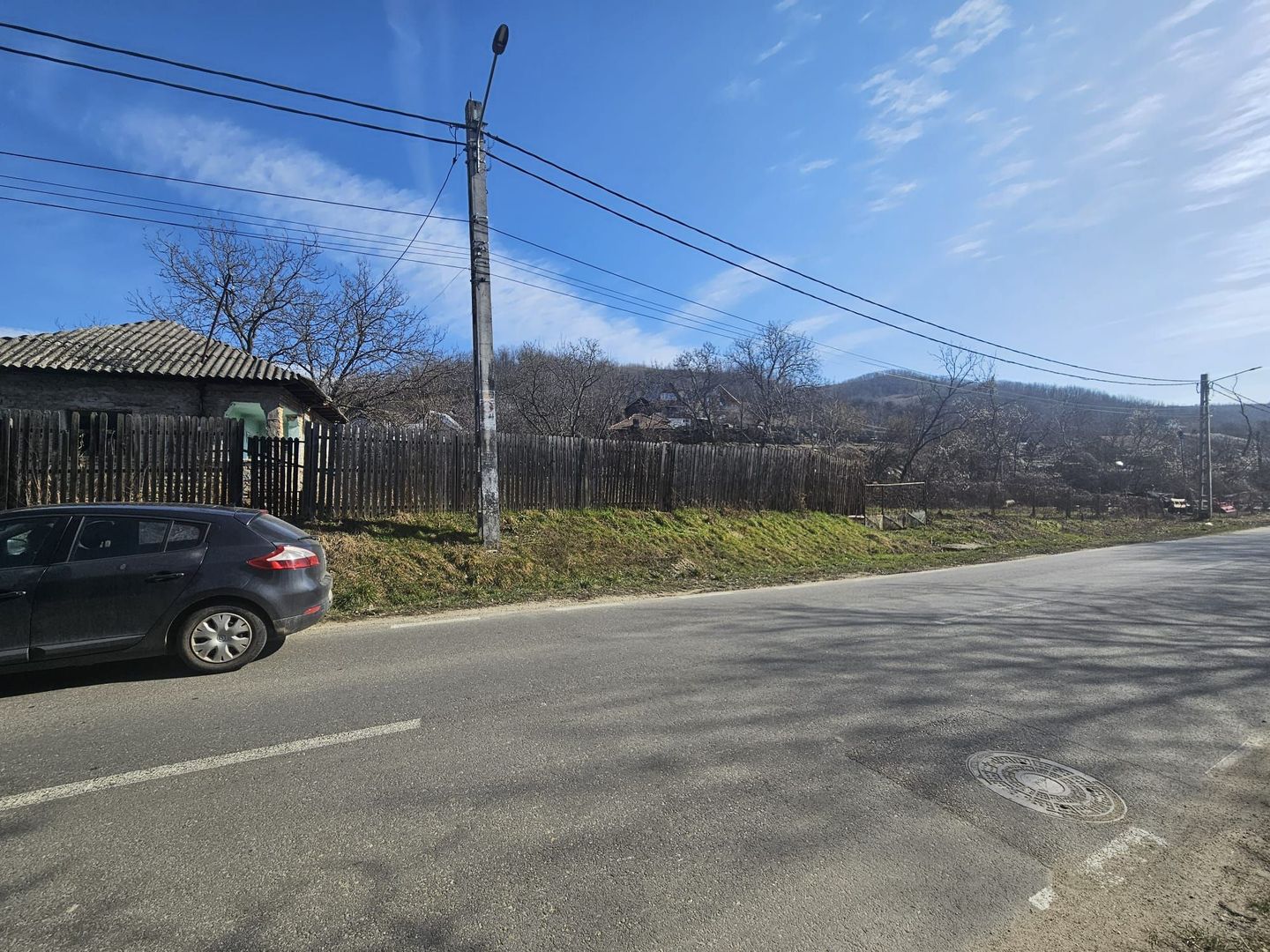 Teren 690 mp, deschidere 50 m, utilități – 1 km Primăria Ștefănești - Poză 3