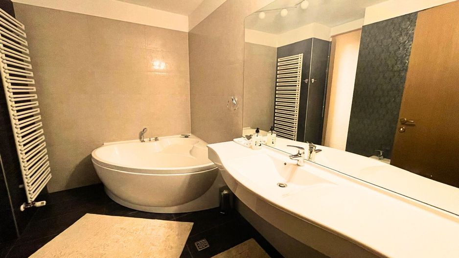 Bellevue Residence I 4 Camere cu priveliste panoramica - Poză 10