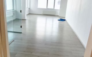 Spatiu comercial 2 etaje stradal, compartimentat - Poză 8