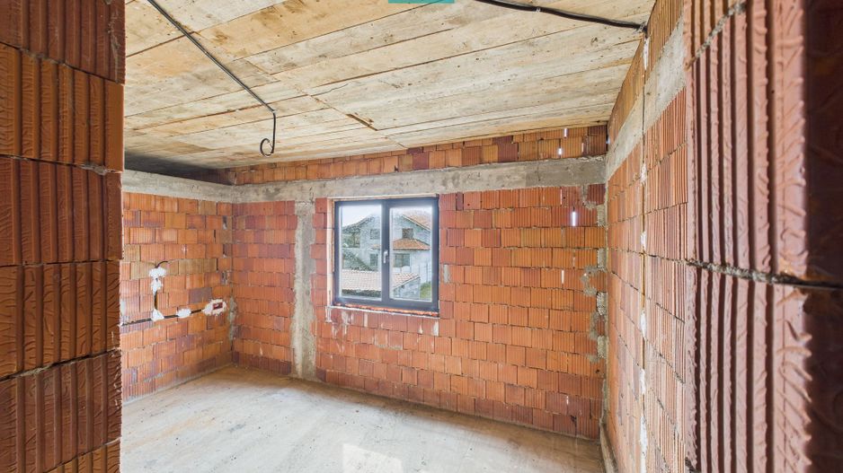 Casă la roşu P+E+M în Şagu - Poză 13