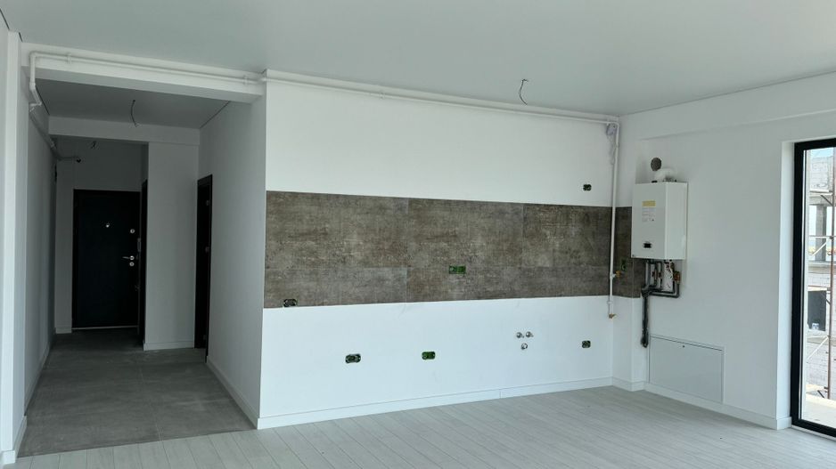 Apartament de vanzare 2 camere- vedere la mare - Poză 8