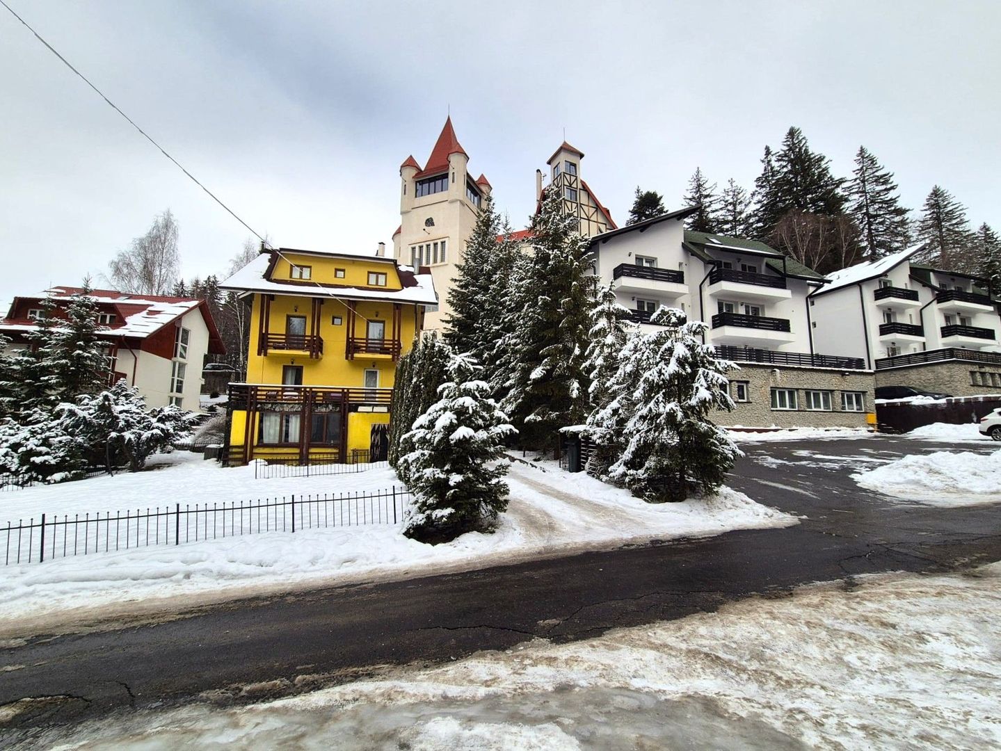 Comision 0 - Apartament în vilă, spațios, priveliște spre cabana Postăvaru - Poză 30