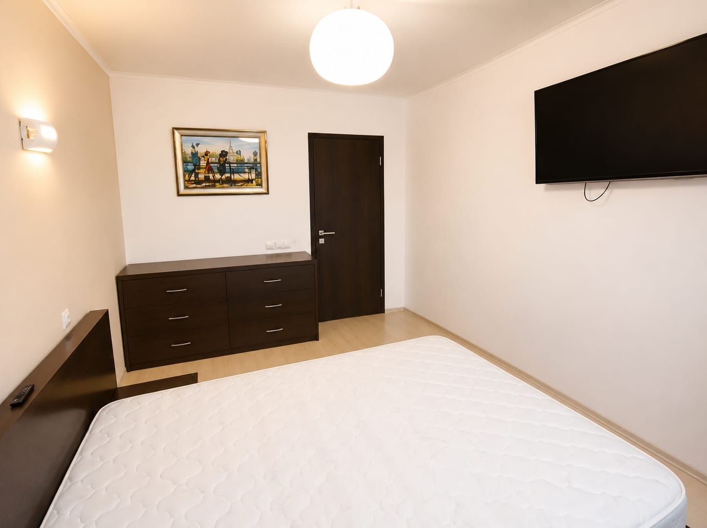 Apartament 2 camere | 18 min metrou Valea Ialomitei | Centrala Bloc | Parcare - Poză 5