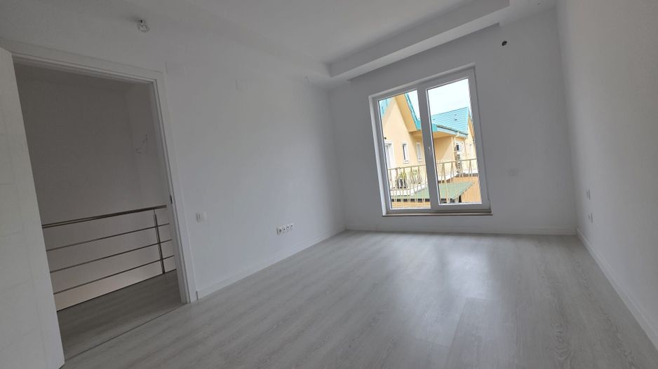 Vilă modernă 3 camere cu grădină privată – Cosmopolis - Poză 14