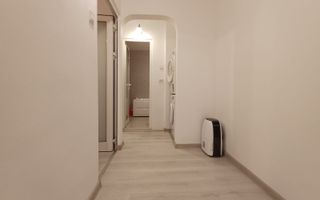 Apartament 3 camere Decomndat RENOVAT–  vis-a-vis de Palas Mall - Poză 3