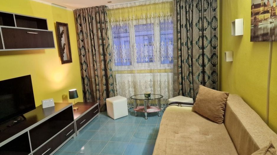 2 camere, decomandat, etaj 4/4,  Micro 21, vedere la Dunare - Poză 1