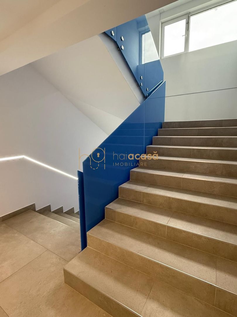 Spatii de birouri si hala de vanzare 3000 mp - Poză 5