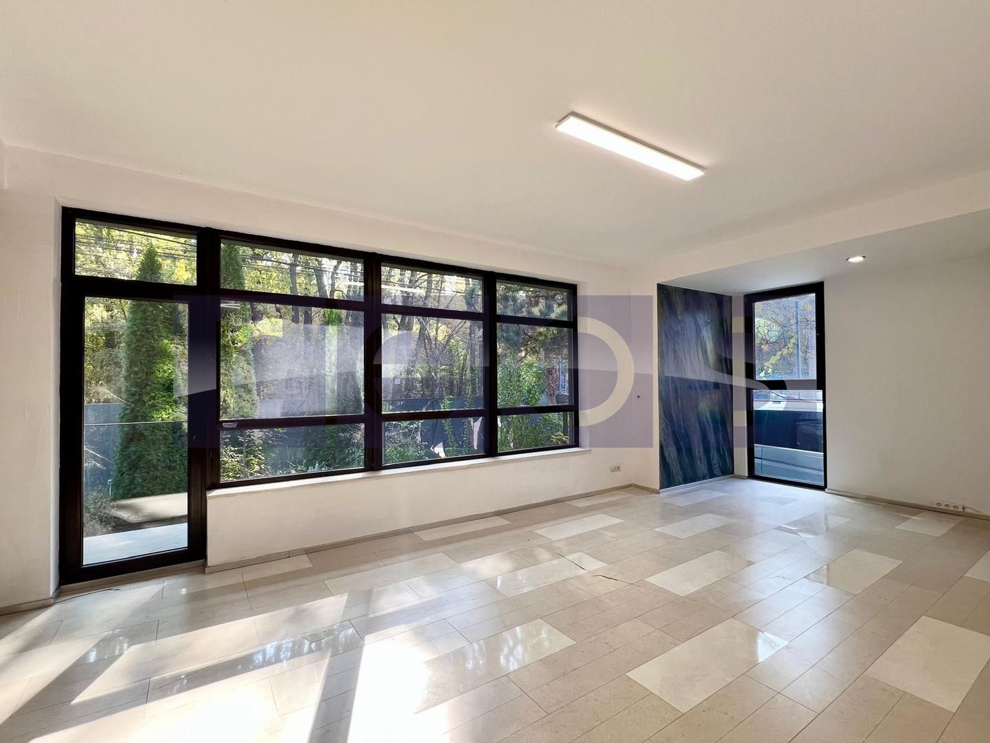 VANZARE VILA SPECTACULOASA | BANEASA | 380MP | VEDERE PADURE | PARCARE - Poză 1