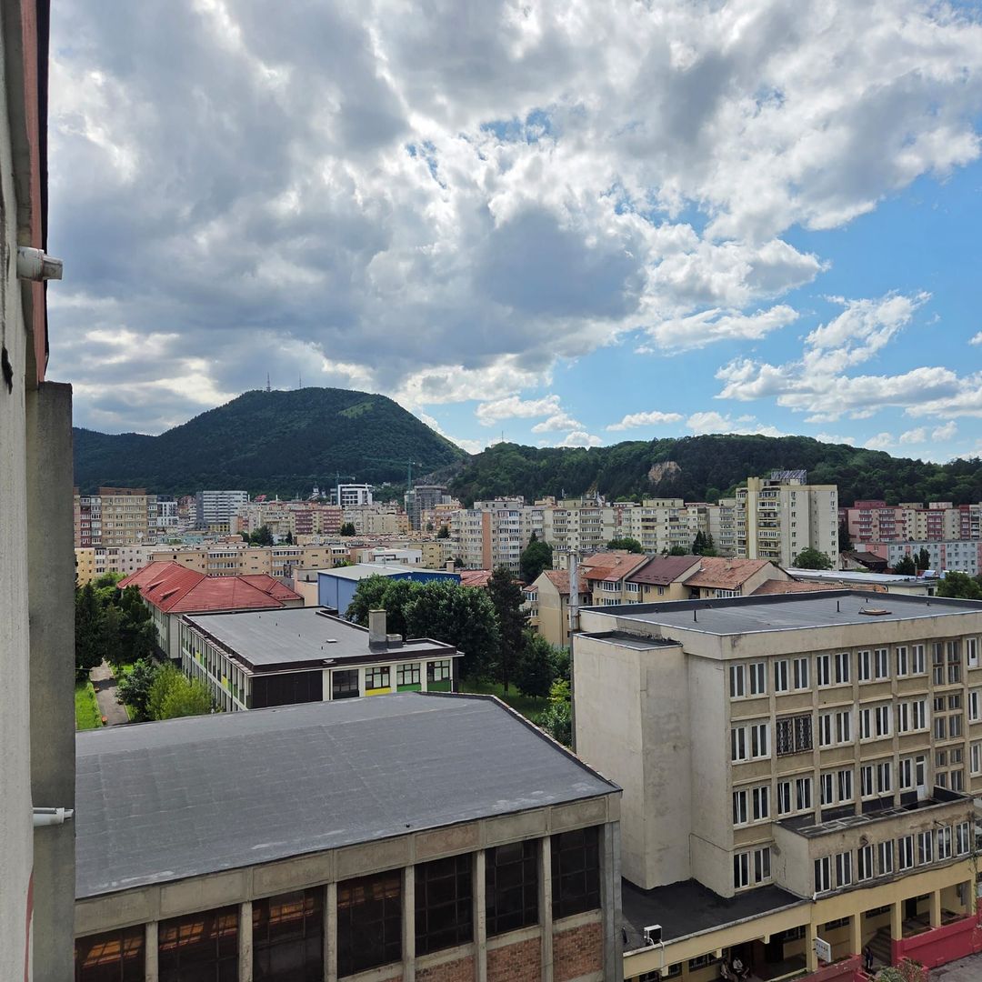 Garsoniera zona Astra,bloc izolat - Poză 6