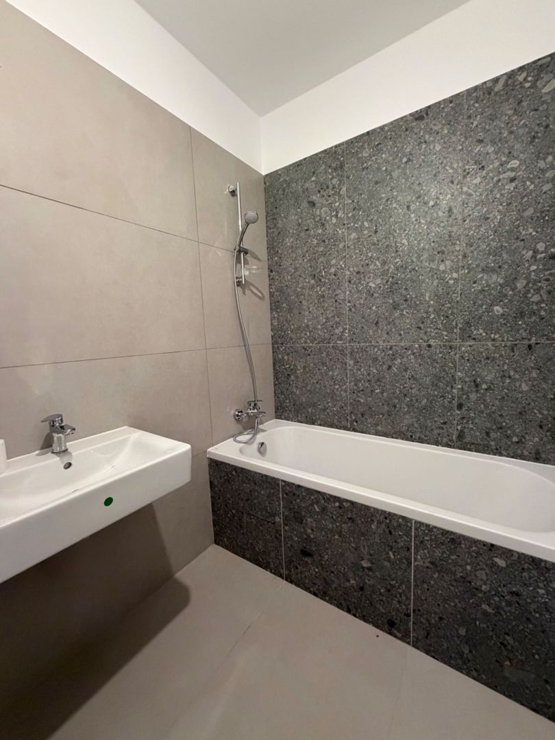 Apartament de vanzare 2 camere complex Como Park-Vittutii - Poză 4