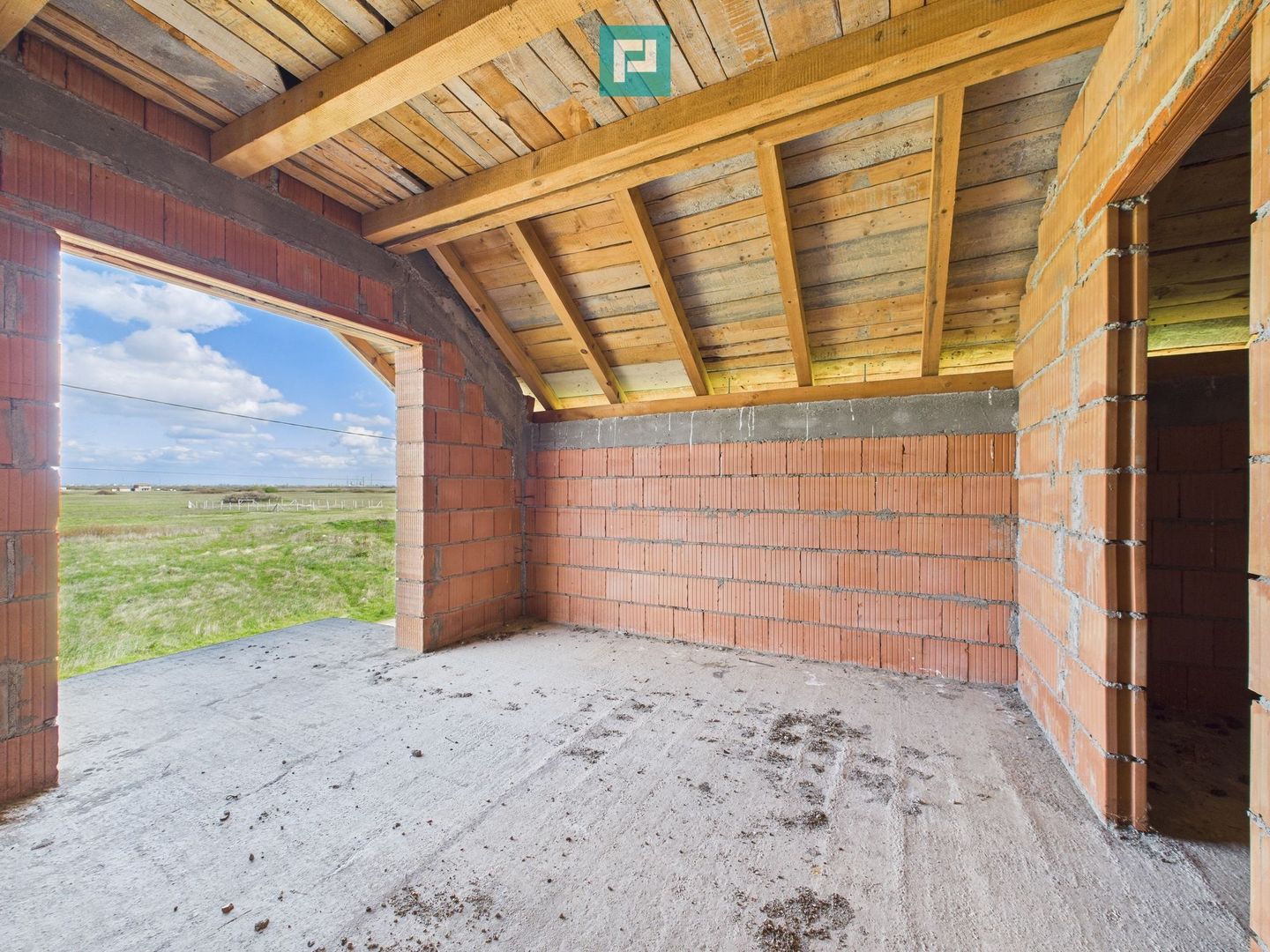 Casă la roșu, teren 600 mp, în Săcălaz - Poză 9