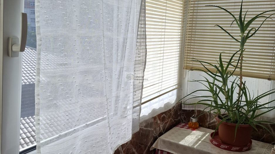Apartament spatios de 4 camere+1 camera/etaj 2/125mp /Focsani/Finante - Poză 16