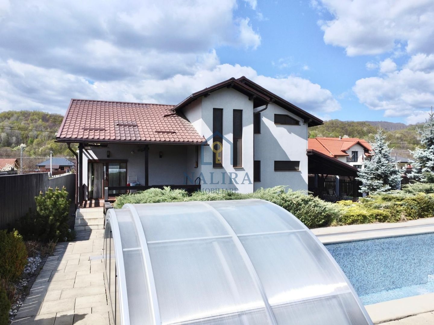 Casa superba de vanzare-piscina- eficienta energetic-Tautii Magheraus - Poză 20