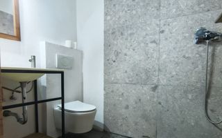 Apartament in centru istoric . - Poză 9