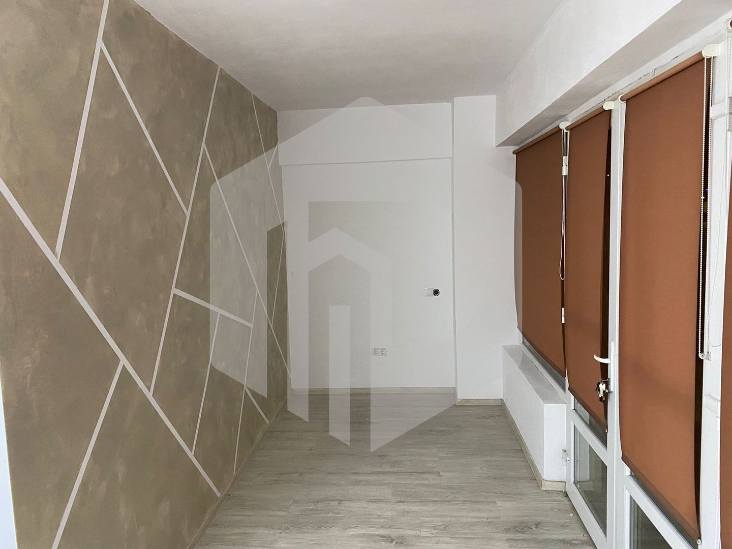 Spatiu de vanzare. Doamna Stanca/Lidl- Pretabil birou/magazin/ salon - Poză 2