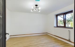 Casă cu 4 camere în Urseni, complet renovată! - Poză 9