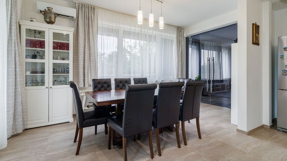 Casa in stil mediteranean cu teren generos - Poză 4