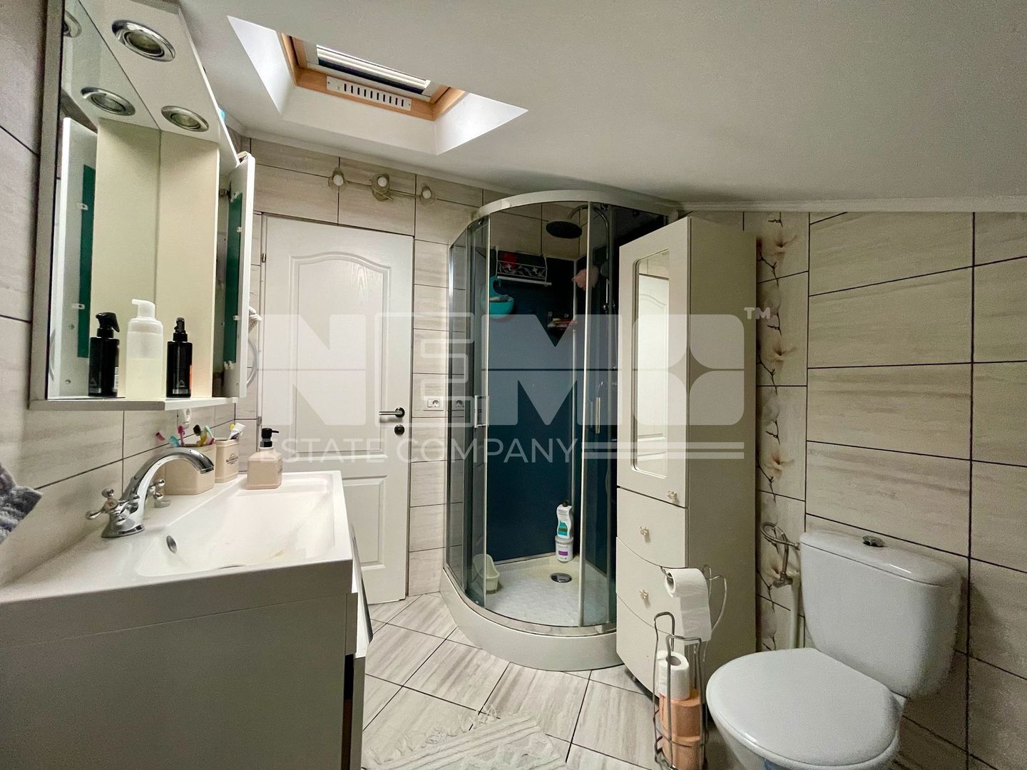 CASA 5 CAMERE | ZONA CENTRALA SAT | COMPLET UTILATA | VOITINEL - Poză 29