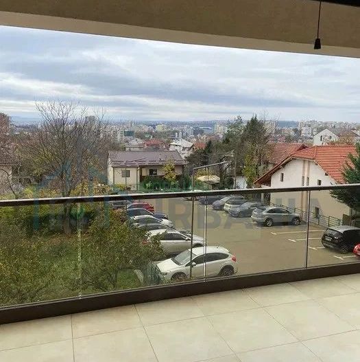 Apartament  la 2 minute de Podul de Fier - Poză 2