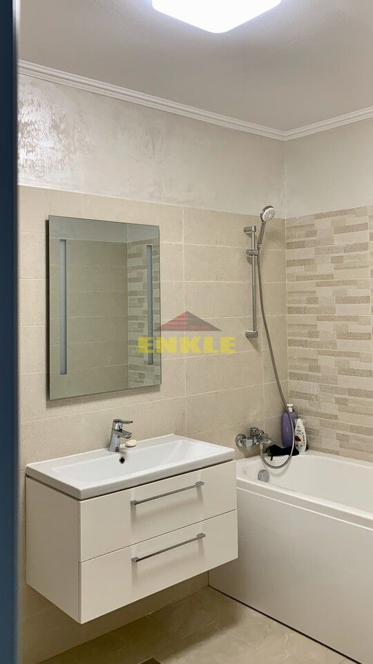 De inchiriat apartament cu 2 camere, bloc nou. Pret 450€ - Poză 4