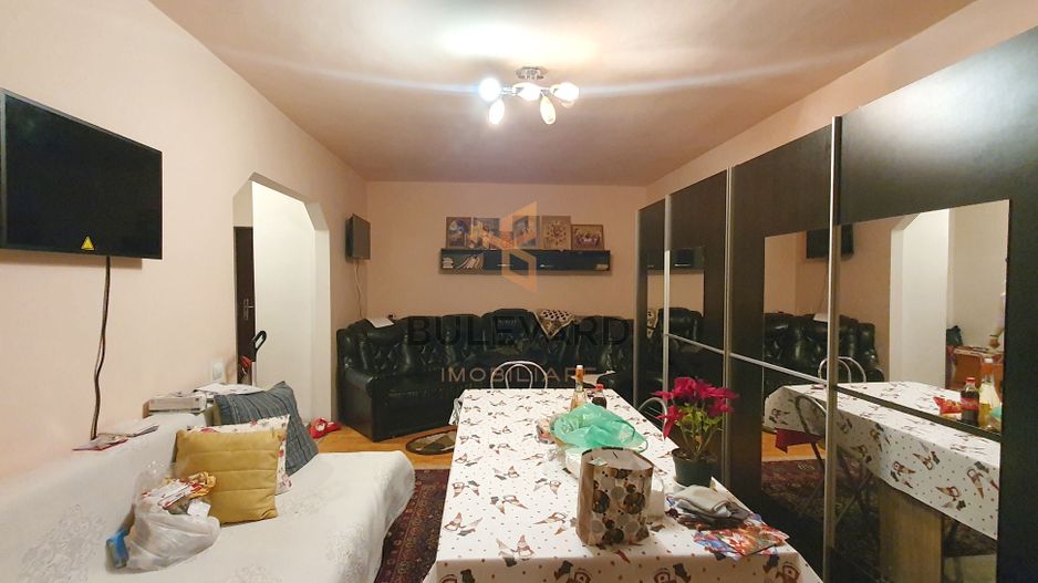 Apartament cu 2 camere decomandate confort sporit, zona strazii Porii! - Poză 2